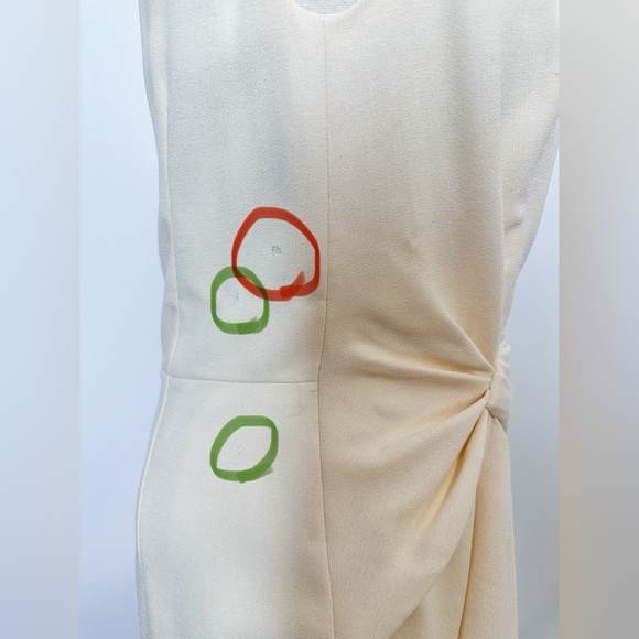 CH CAROLINA HERRERA
Bateau Neckline Knee-Length Dress - Picture 13 of 16